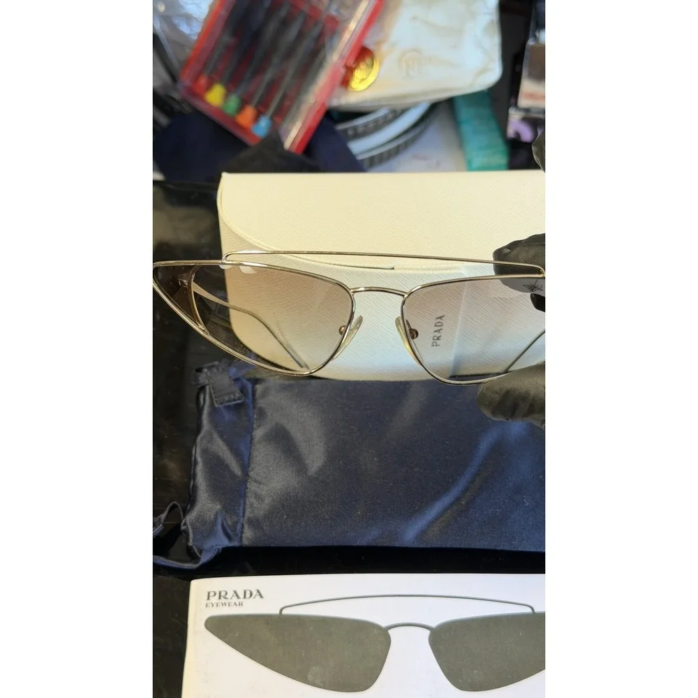 Prada SPR 63U ZVN-400 Cat-Eye Sunglasses Gold Tone Gradient Brown Made Italy